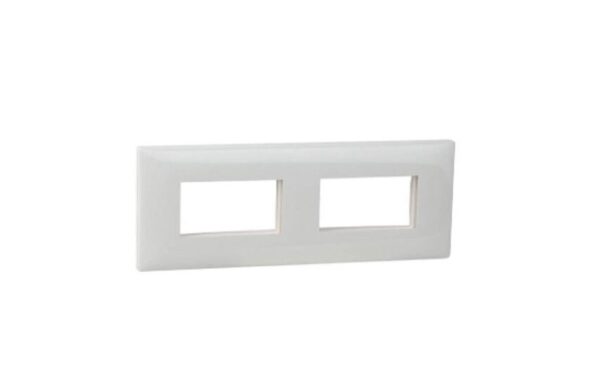 LEGRAND MYLINC 8M PLATE - HORIZONTAL - WHITE