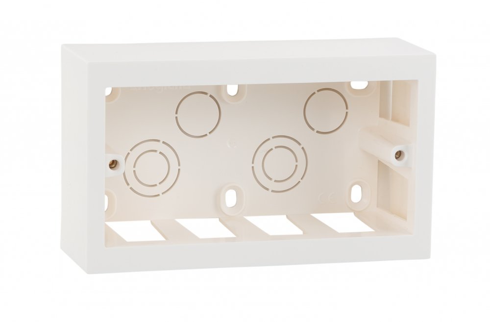 LEGRAND MYLINC 4M SURFACE BOX